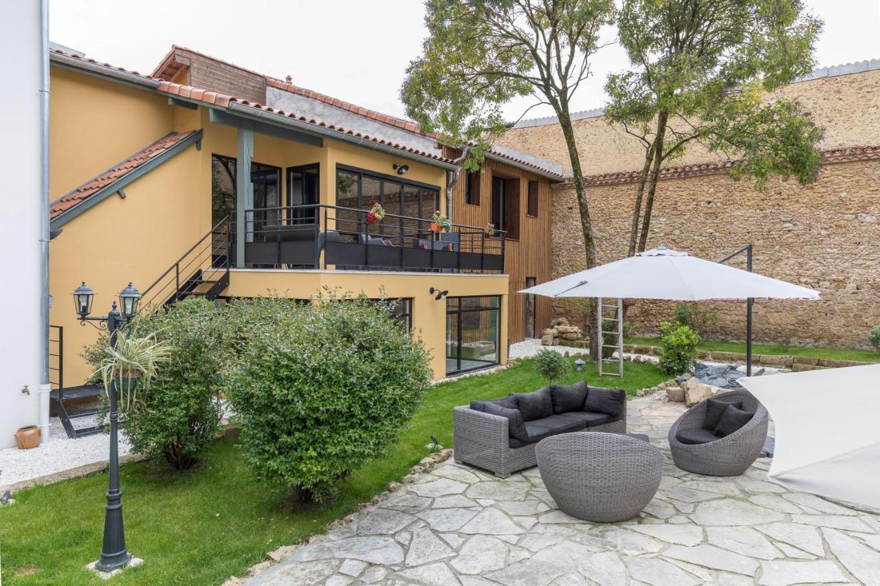 モン・ド・マルサン Le Logis D'Augustin Bed & Breakfast エクステリア 写真