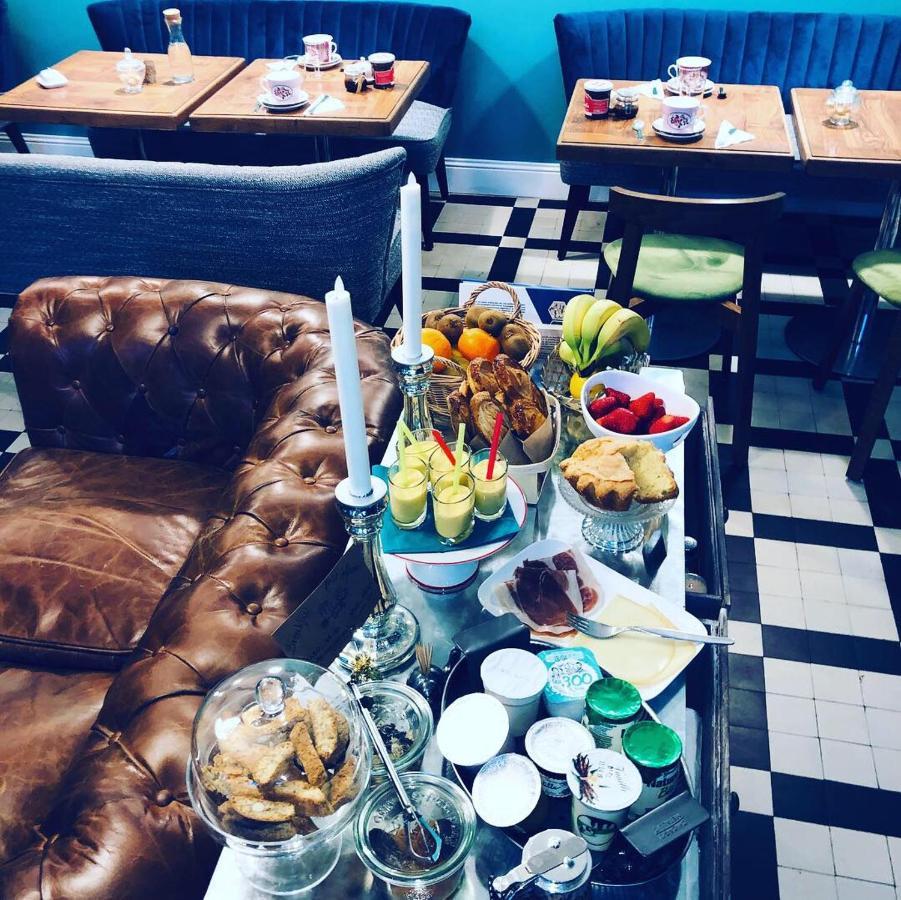 モン・ド・マルサン Le Logis D'Augustin Bed & Breakfast エクステリア 写真